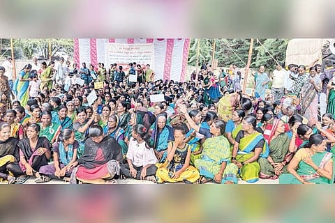 Alavandi womens protest