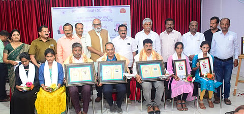 Award ceremony Mandya
