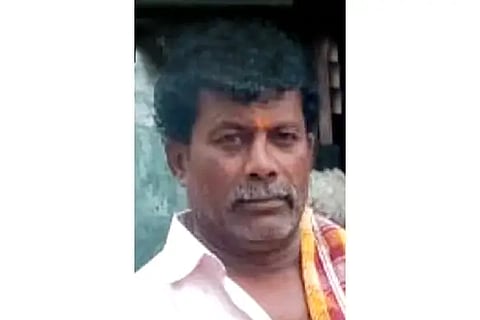 Crane, Merchant, Death, Muddebihal, Nalatwada, State Highway, Bihar, Narayanpur, Raichur, Lingasugur,