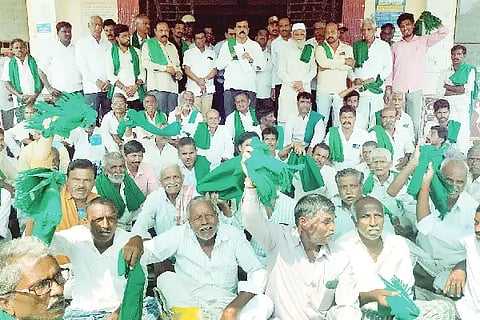 Demand to distribute compensation for crop damage