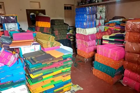 Endangered weaving