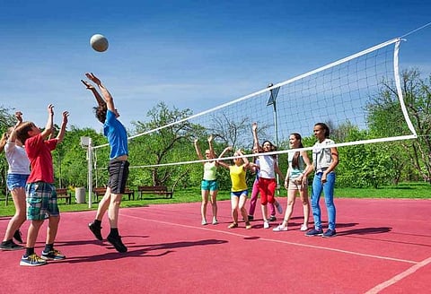 Essay-On-volleyball-696x476