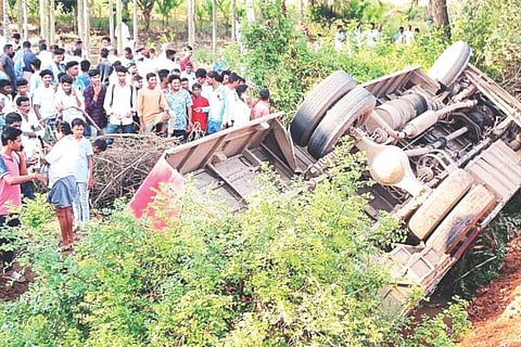 Harapanahalli Accident