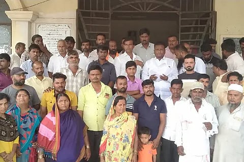 Harassment, Tehsildar, Street Trading, Muddebihala, Municipality, Mahibooba Golasangi, Diwali,