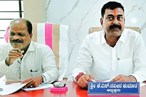 Jagalur, meeting