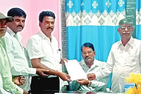 Jagaluru, Employees, Election,