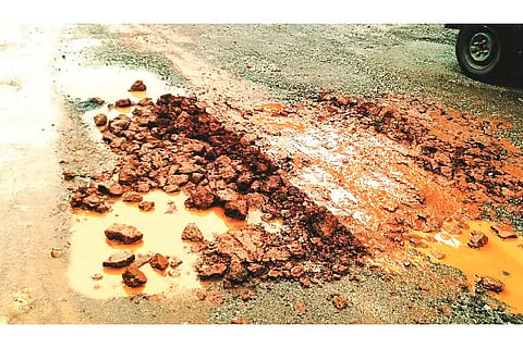 Jagaluru, Highway, Gundi, Tepe,
