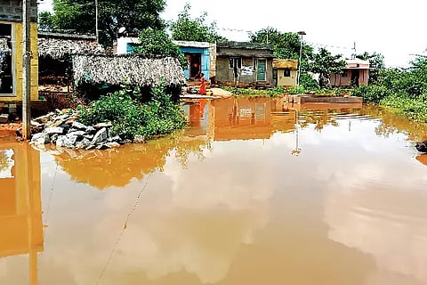 Jagaluru, House, Watershed,