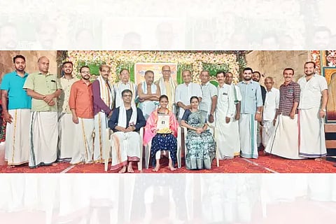 Kin_Punaroor