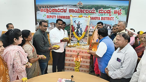 Kittoor Rani Chennamma Jayanti Mandya