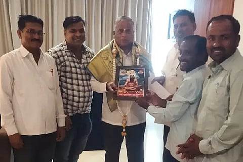Lachana, Express Train, Indi, Golagumbaj Express, Basava Express, Banthanala,