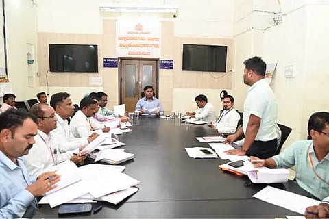 License is mandatory for sale of firecrackers