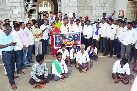 Literary Jagdish Koppa press conference Mandya