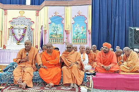 Meditate with concentration for achievement