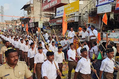 Muddebihala, Patha Sanchalana, RSS, Vijayadashami, Bhagwadhwaja, Vijayapura,