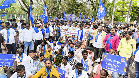 Protest demanding implementation of internal reservation Mandya