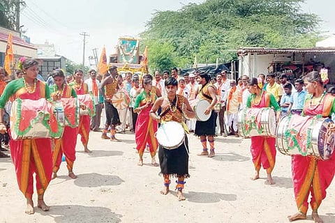 Yelburga kittur rani chennamma jayanti