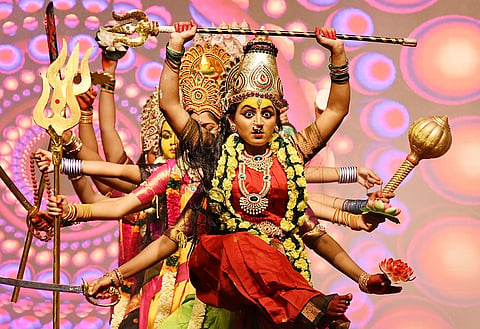 dasara palace cultural program