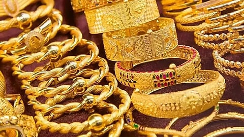 gold stole