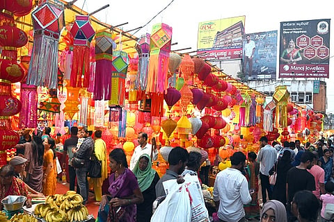 h28-Market 1
