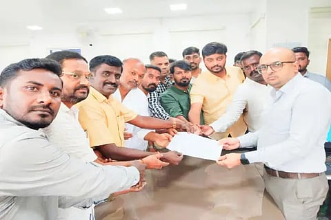 manavi