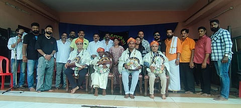 mng-15 Oct Barke Friends