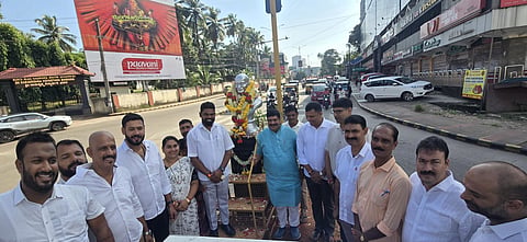 mng-2oct-bjp gandhi