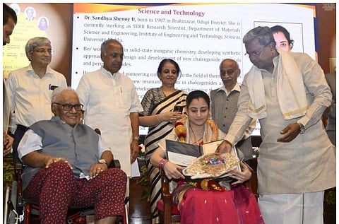 mng--3 Oct sandya shenoy u award