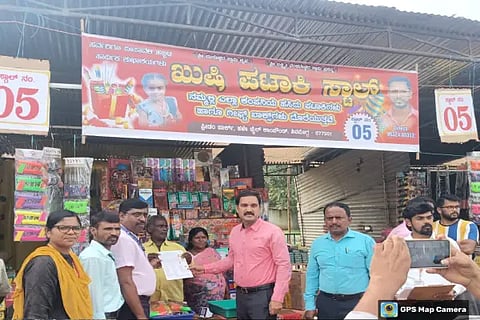 thahasildhar visit freedam park