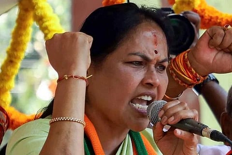 ವಿಜಯವಾಣಿ (72)