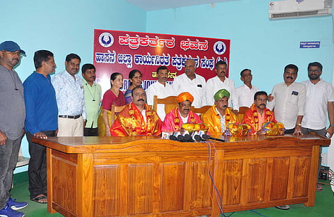 ಪ್ರಶಸ್ತಿ ಪಡೆದ ಪತ್ರಕರ್ತರಿಗೆ ಸಂಘದ ವತಿಯಿಂದ ಸನ್ಮಾನ