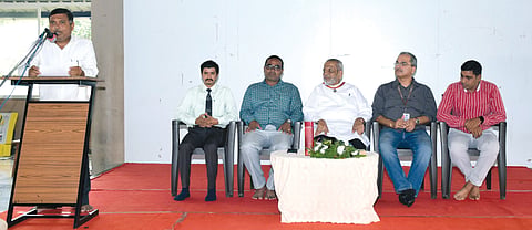 12KATAKOL1