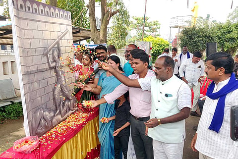 ದಲಿತ ಸಂಘಟನೆಗಳಿಂದ ಒನಕೆ ಓಬವ್ವ ಜಯಂತಿ ಆಚರಣೆ