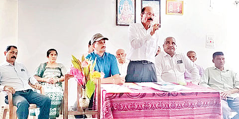 ಸರ್ಕಾರದ ಸವಲತ್ತು ಪಡೆಯಲು ಎಲ್ಲರೂ ಒಗ್ಗೂಡಬೇಕು