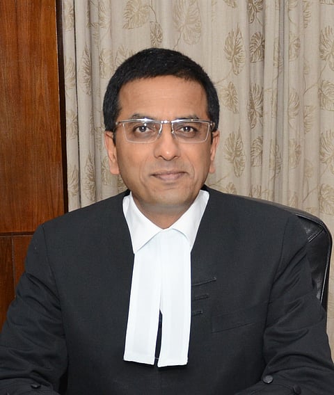28 Dwd 1 Dhananjay Y. Chandrachood