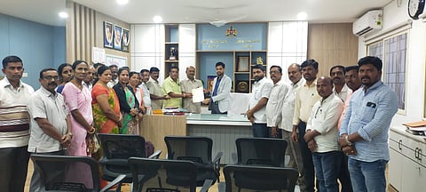 district koppal teachers mid day meals zp ceo