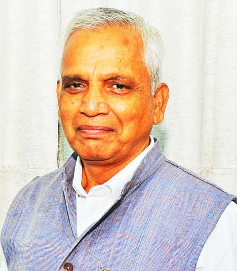 8 Dwd 1 (Suresh Gudaganavar)