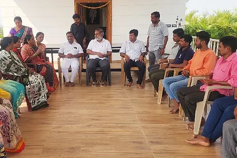A.S.Patila Nadahalli, street business, Muddebihala, assembly elections, Congress, C.S. Nadagowda, Dabba shop,