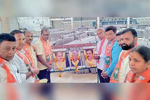 Alavandi bjp day