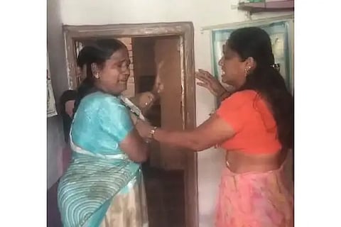 Anganwadi workers, Fighting, Muddebihala, Government Hospital, Shanta Mamani, Renuka Ramakoti, Women Child Development Department,