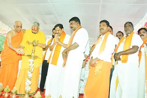 Btw_Sanatana