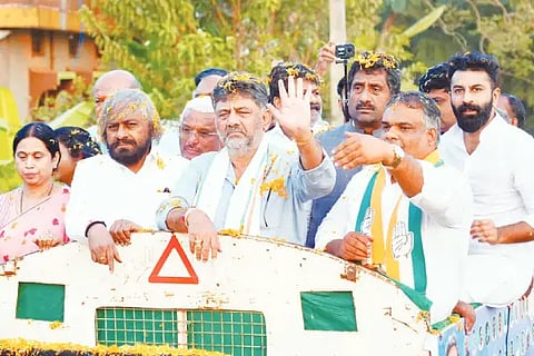 Congress State President D K Shivakumar election Campain in Shiggavi