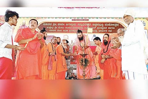 Devadurga gabbur kashi sri dharmasabhe