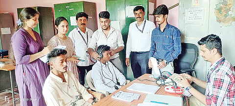 HUN-NOV-8-1(HEALTH CAMP)