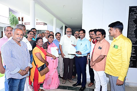 Jayaprakash Gowda press conference Mandya