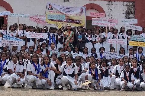 Kolhara, Constitution, Kittoor Rani Channamma Residential School, Digambareshwar Mutt, Human Value, Vijayapura, Kandagalla Hanamantaraya Theatre,