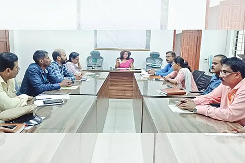 MEETING