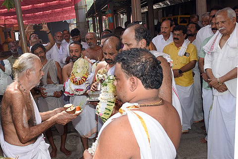 MNG--20 nov Kavoor temple