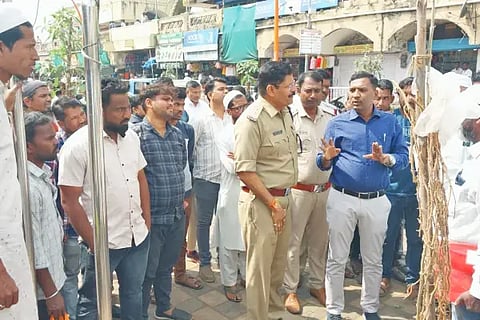 Notice for trading and parking at designated places