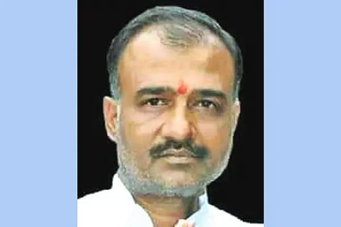 Protect the disgruntled Congress MLAs...!